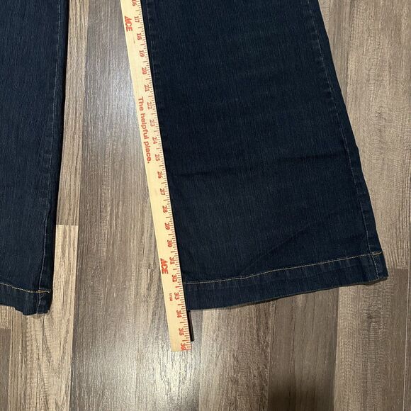 Urban Behavior Drew Vintage Wide Flare Mid Rise Women Jeans Size 11/ 31 NWOT - Picture 6 of 8